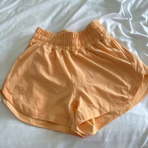 Lulu lemon Track That lined shorts size 2
